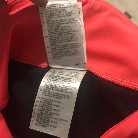 Adidas Climalite Capri leggings - size -Medium - Picture 12 of 16